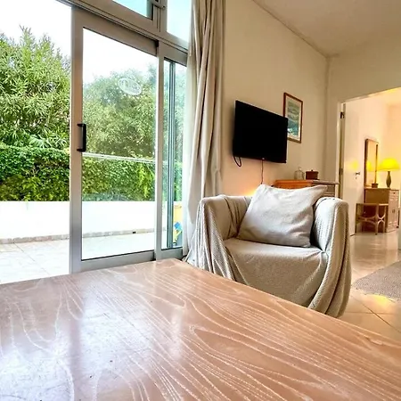 By The With Pool And Kids Area Apartment *