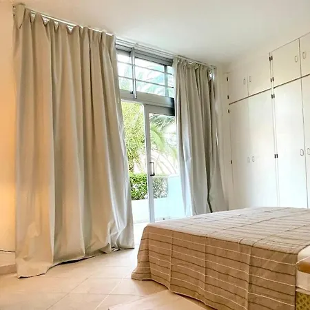 Apartment By The With Pool And Kids Area Albufeira